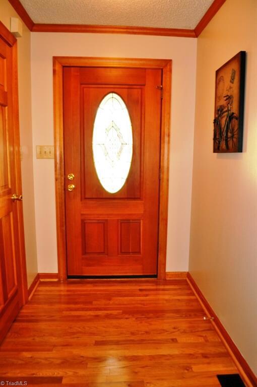 112 Marian Ln, Statesville, NC 28625 - photo 3