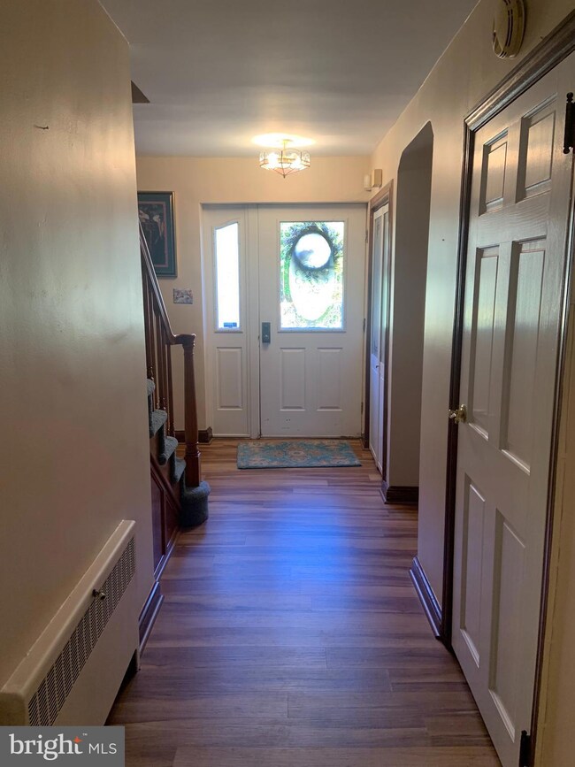 1008 Jacksonville Rd, Burlington, NJ 08016 - photo 4