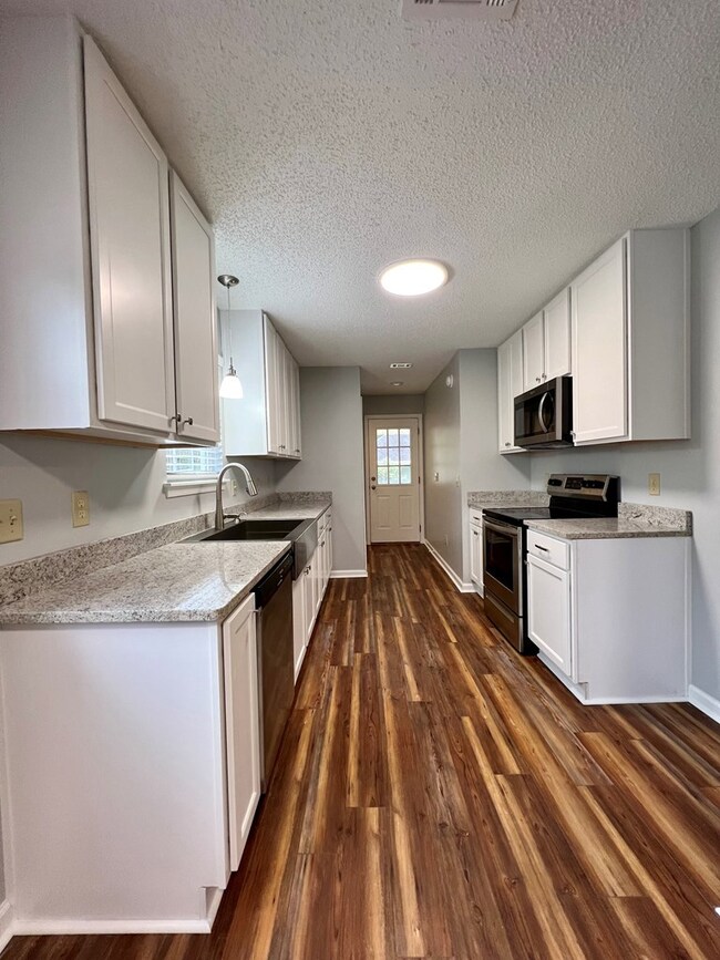 128 Kaitlyn Ct, Fitzgerald, GA 31750 - photo 7