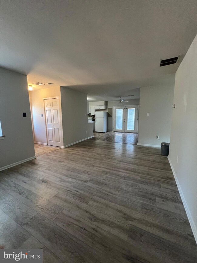 468 Cooper Folly Rd, Atco, NJ 08004 - photo 3