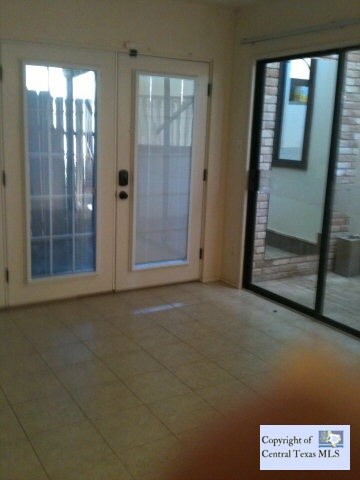 214 Scott St, San Marcos, TX 78666 - photo 6