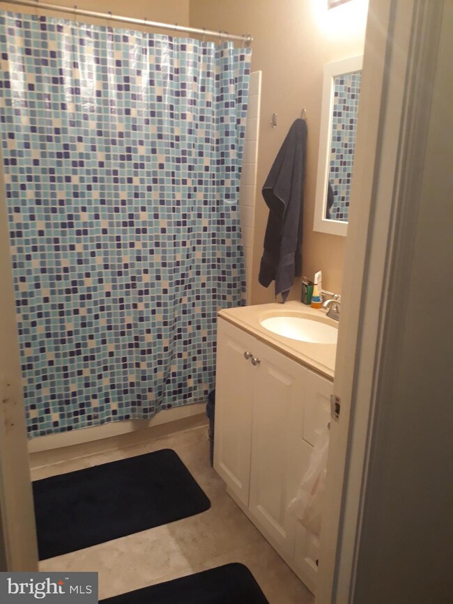 705 Lisle Dr, Bowie, MD 20721 - photo 7