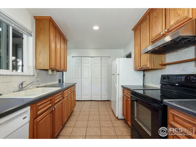 1061 Berea Dr, Boulder, CO 80305 - photo 4