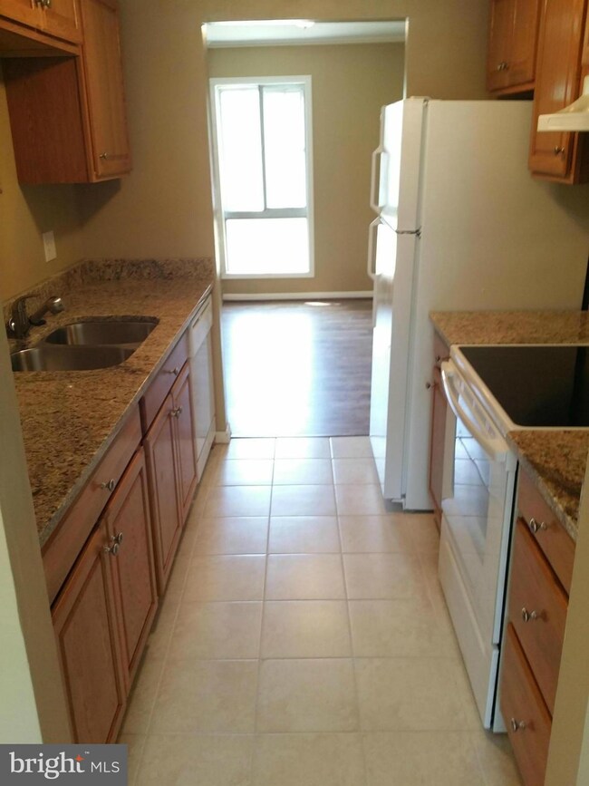 34 Maple Dr, Stafford, VA 22554 - photo 5