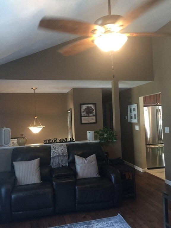 55 Santoro Rd, Worcester, MA 01606 - photo 6