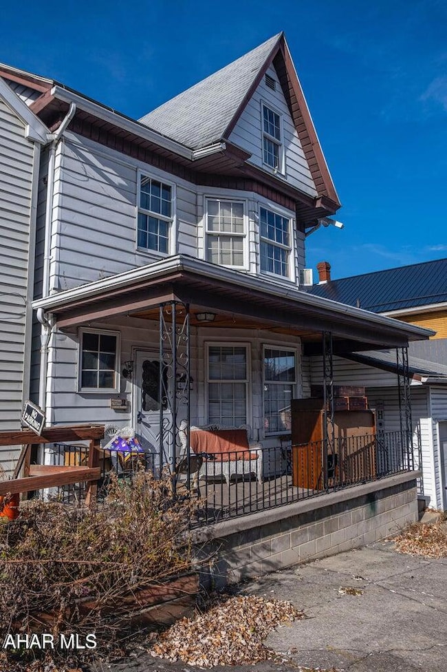 404 Cherry Ave unit 6 1/2, Altoona, PA 16601 - photo 2