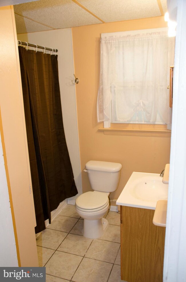 12 S Delaware Ave, Brunswick, MD 21716 - photo 3