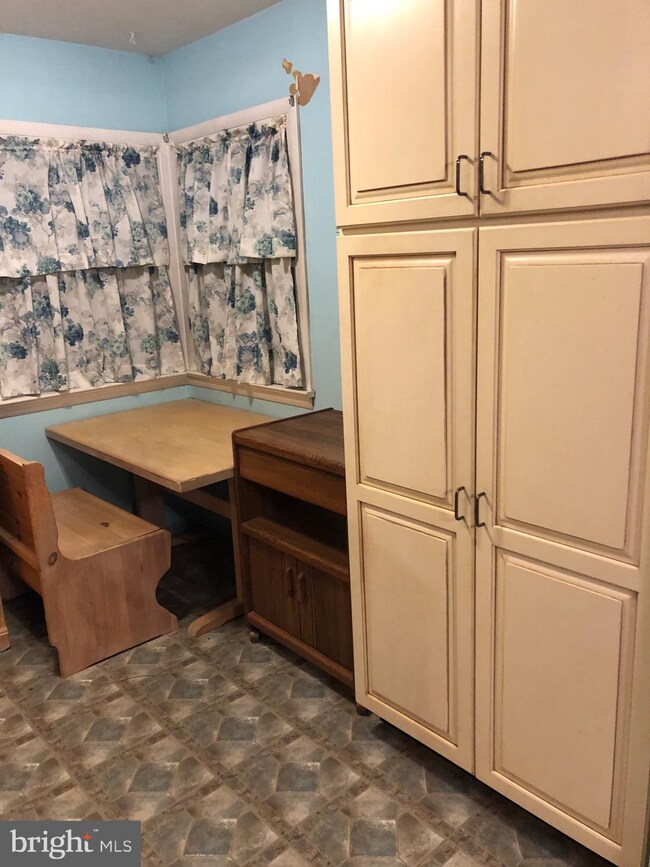 820 Bentley Rd, Lindenwold, NJ 08021 - photo 6