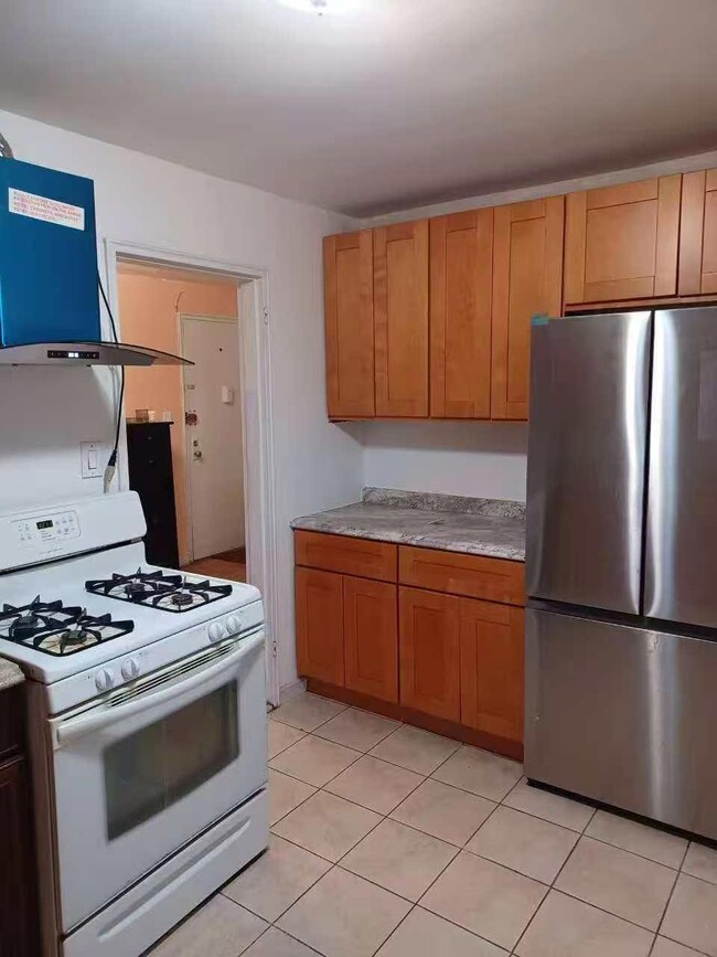 9431 60th Ave unit 1G, Elmhurst, NY 11373 - photo 3