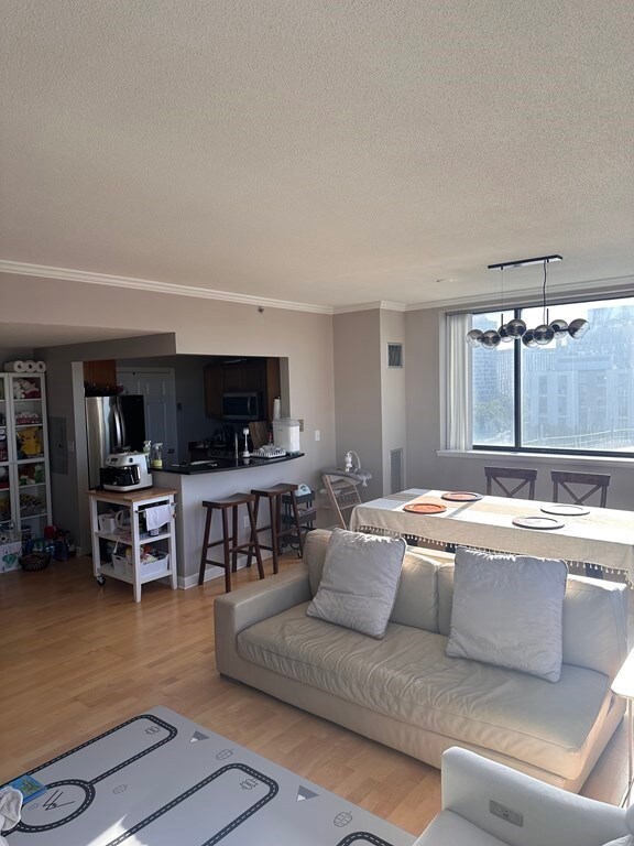 Glass Factory Condominiums unit 716, Cambridge, MA 02141 - photo 2