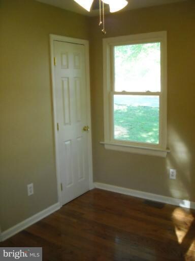 9309 Boyds Turn Rd, Owings, MD 20736 - photo 6