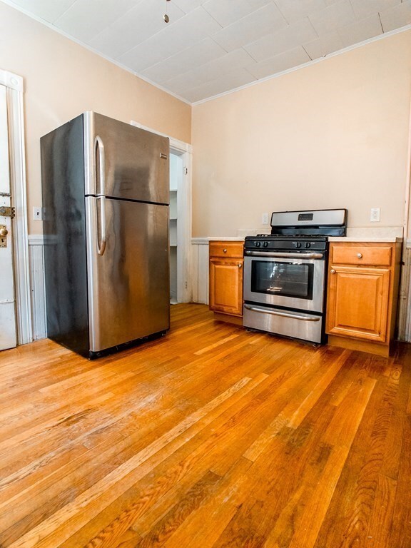 7 Adelaide St unit 1, Jamaica Plain, MA 02130 - photo 4
