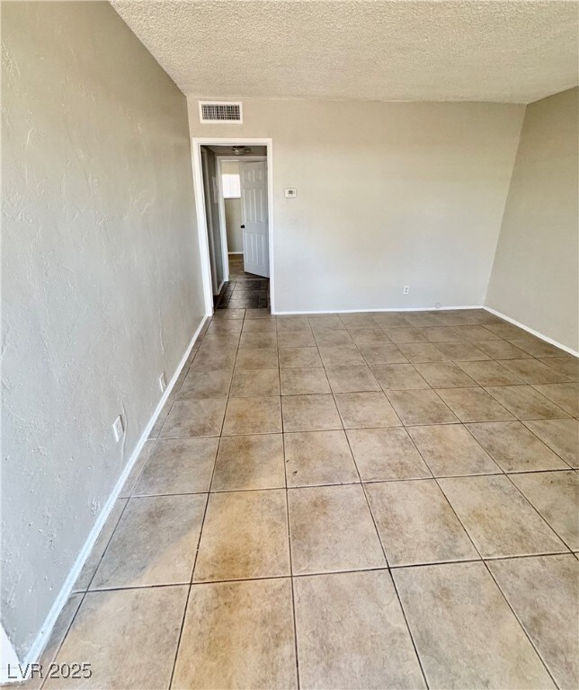 720 N 10th St unit 1, Las Vegas, NV 89101 - photo 2