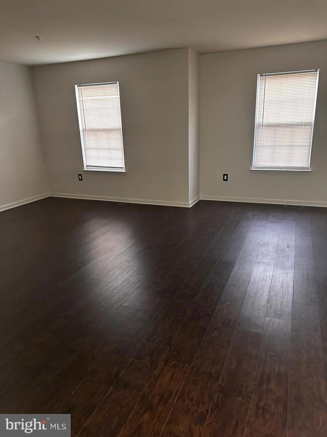 2006 Bell Point Ct, Odenton, MD 21113 - photo 2