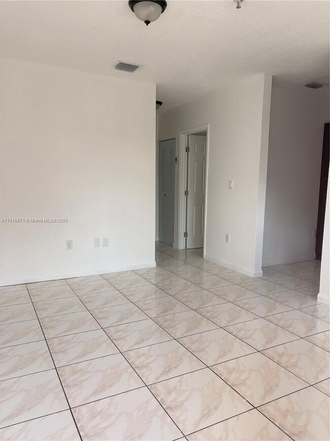 10805 SW 86th St unit 15, Miami, FL 33173 - photo 7