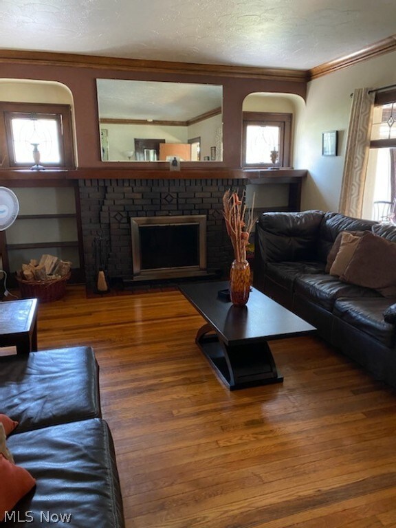 16921 Raymond St, Maple Heights, OH 44137 - photo 4