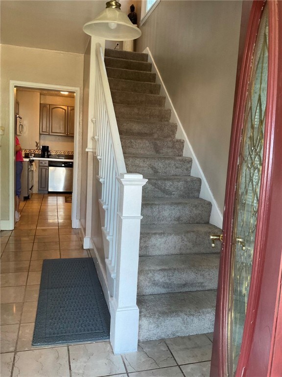 1929 Mclean St, Aliquippa, PA 15001 - photo 5