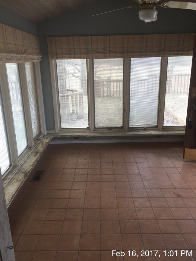 2066 W 450 N, La Porte, IN 46350 - photo 3