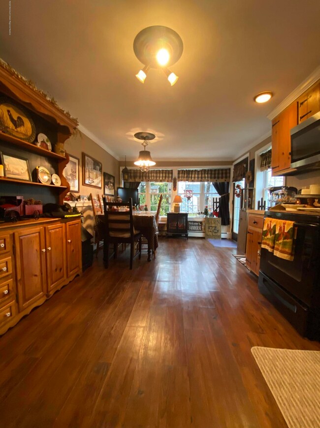 3 Larsen Lane