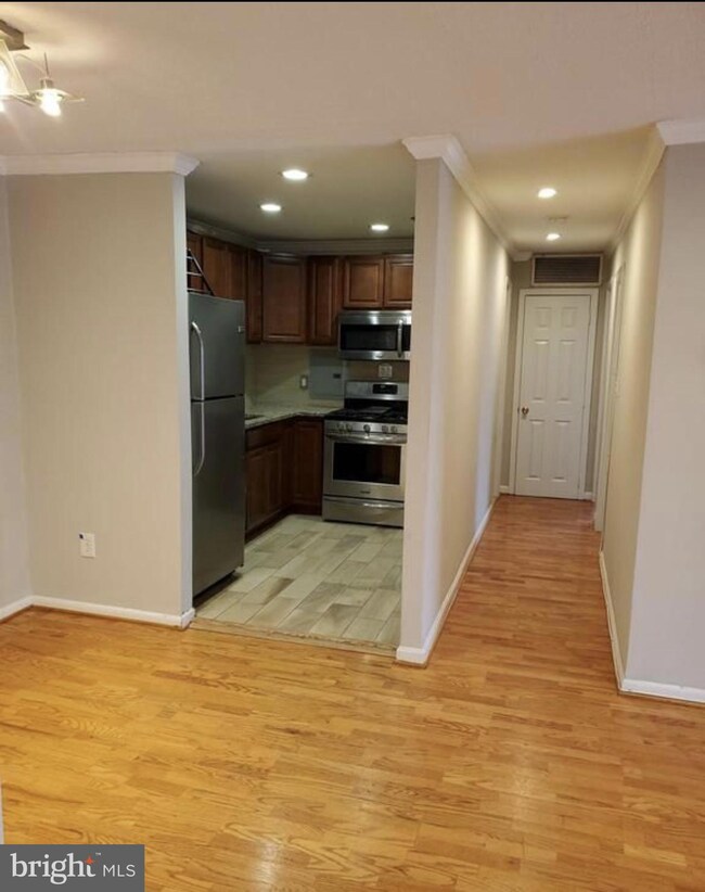 5106 F St SE unit 6, Washington, DC 20019 - photo 6