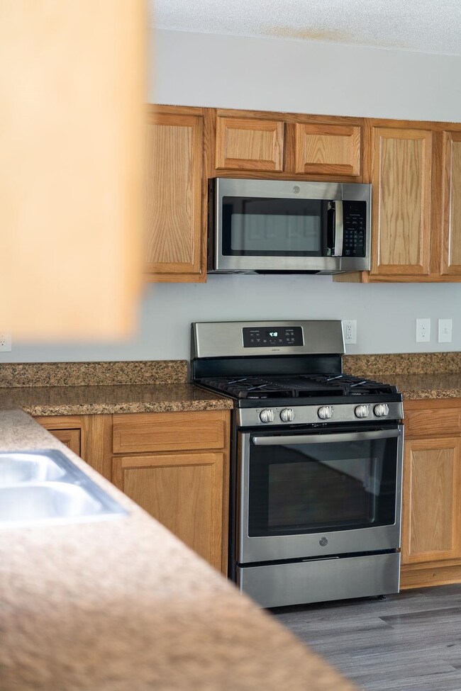 69 Sugarcamp Ln, Stuarts Draft, VA 24477 - photo 7