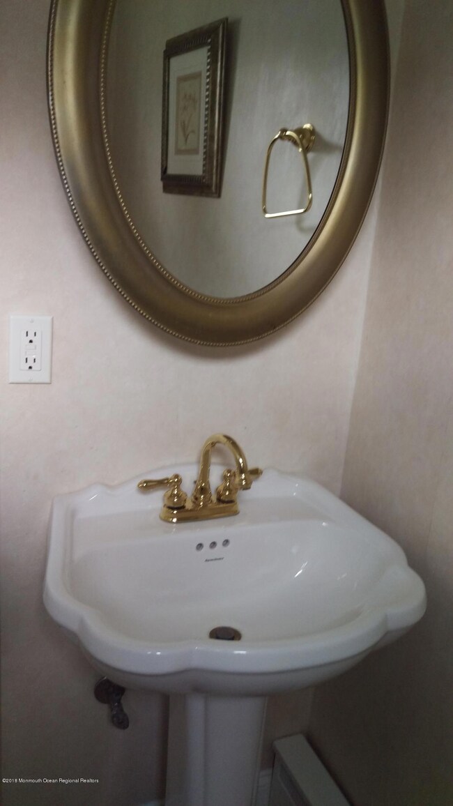 23 Myrtle Ave unit 2, Keyport, NJ 07735 - photo 6