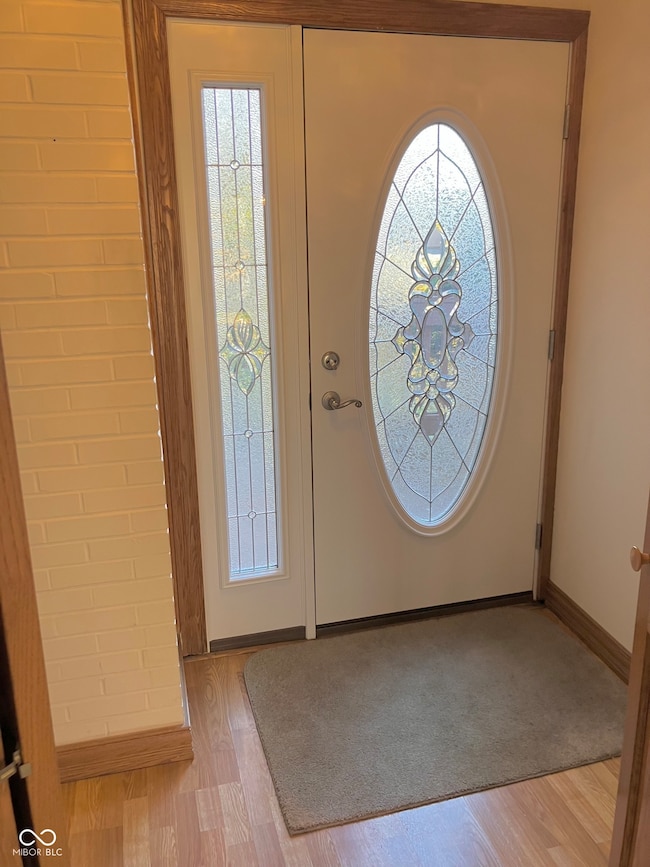 802 Maplewood Ave, Anderson, IN 46012 - photo 3