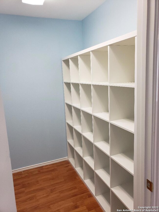 9727 Connemara Bend, San Antonio, TX 78254 - photo 6