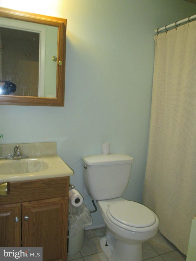 1601 Woodtree Ct W, Annapolis, MD 21409 - photo 4