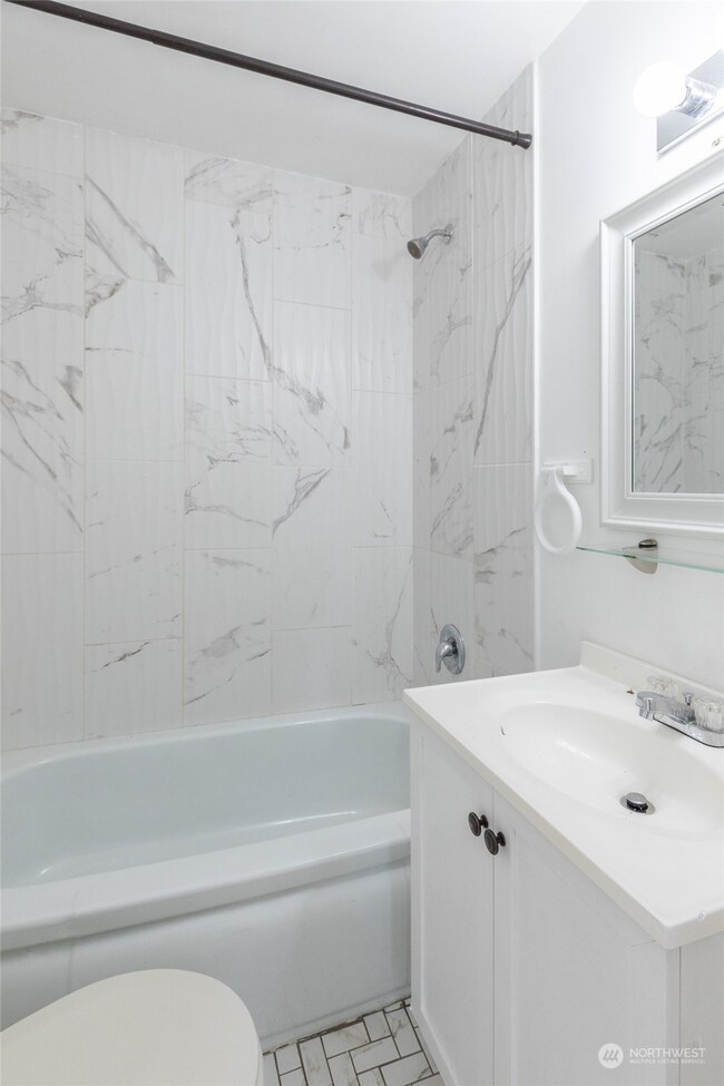 6927 52nd Ave W unit 2, University Place, WA 98467 - photo 6