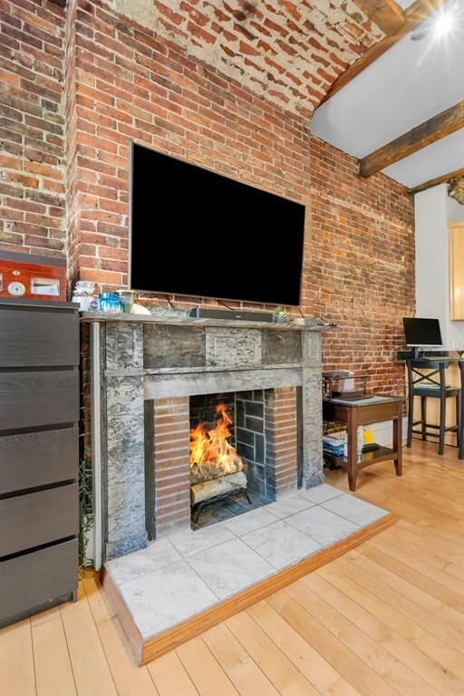 8 Moon St unit 2, Boston, MA 02113 - photo 6