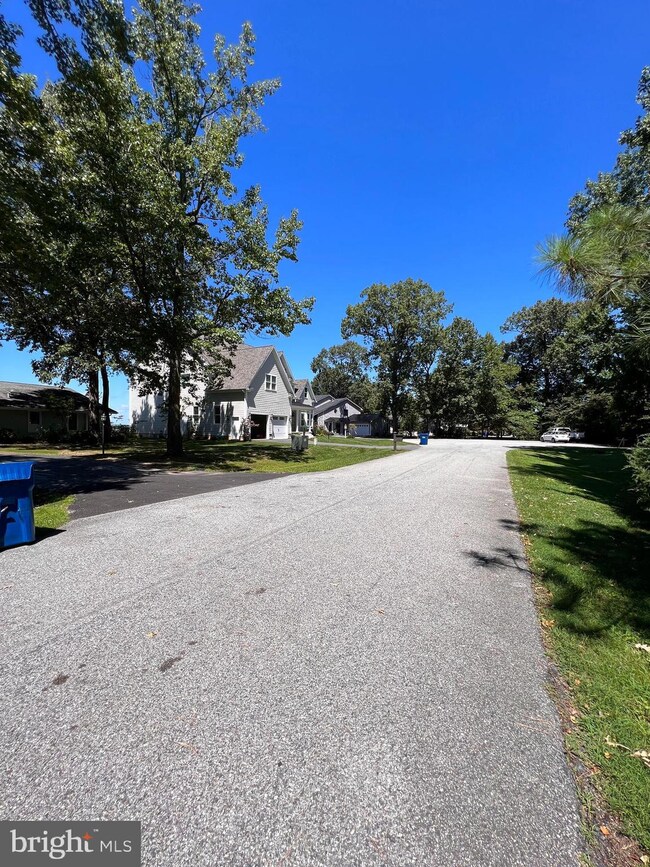 14780 Mohawk Dr, Issue, MD 20645 - photo 6