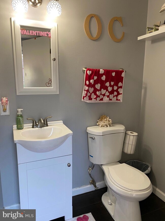 7633 Fairbanks Ct, Hanover, MD 21076 - photo 6