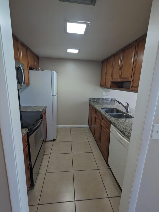 103 San Paulo Cir unit 14103, Melbourne, FL 32904 - photo 2