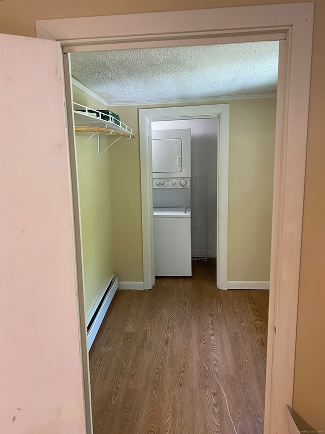 70 Walnut St, Putnam, CT 06260 - photo 7