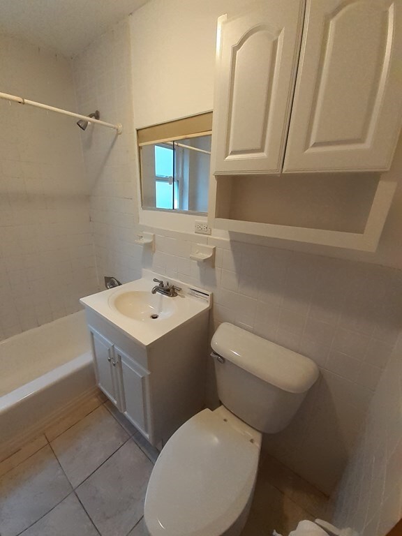 54 Lionel Ave unit C, Waltham, MA 02452 - photo 7