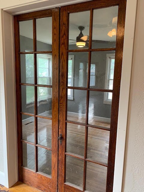 French Doors to Main Floor Bedroom<|><|>