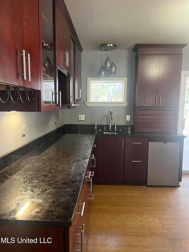 4221 Londontown St, Pascagoula, MS 39581 - photo 2