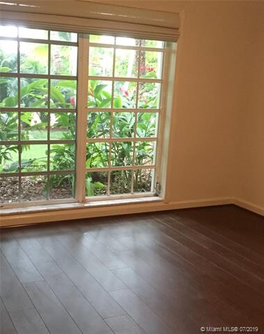 651 S Mashta Dr, Key Biscayne, FL 33149 - photo 6