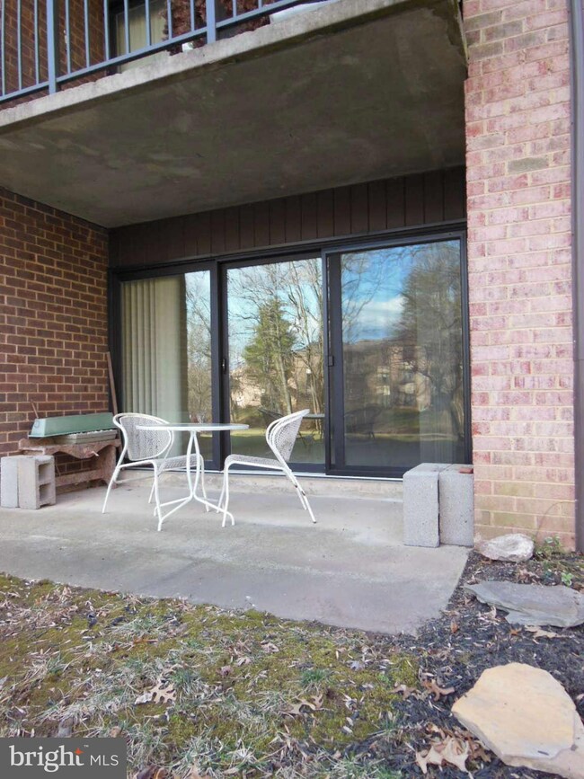 3103 Buccaneer Ct unit 1, Fairfax, VA 22031 - photo 2