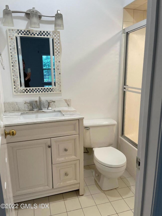 51 Old Kings Hwy unit 2, Old Greenwich, CT 06870 - photo 5