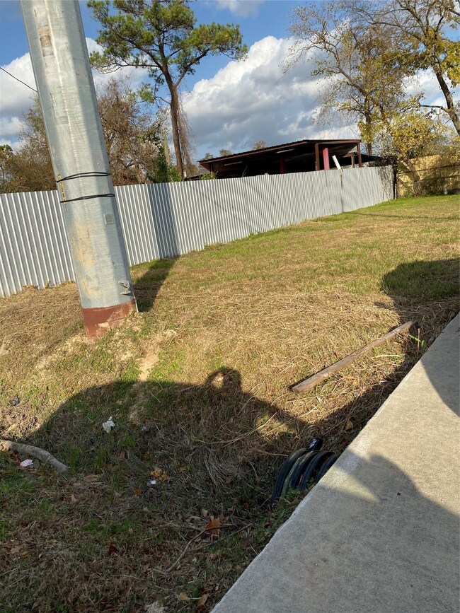 0 Hirsch Rd Rd unit 49607430, Houston, TX 77016 - photo 4