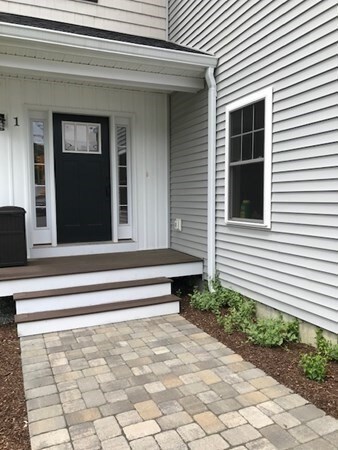 74 Cox St unit 1, Hudson, MA 01749 - photo 2