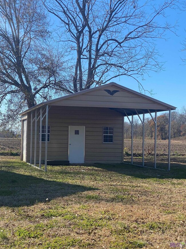 5323 Nicholas Blvd, Port Allen, LA 70767 - photo 3