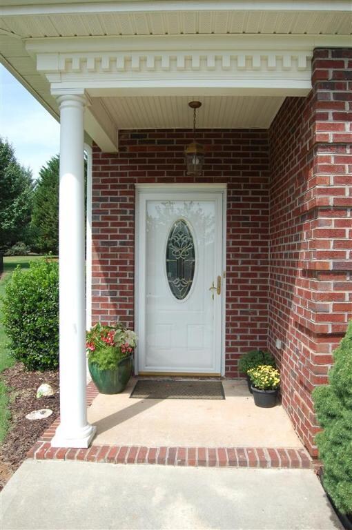 202 Green Chase W, Anderson, SC 29621 - photo 2