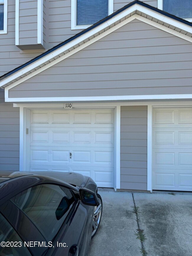 7063 Deer Lodge Cir unit 110, Jacksonville, FL 32256 - photo 2