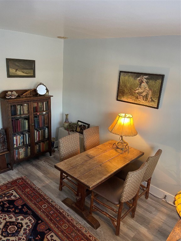 Dining area photo 1