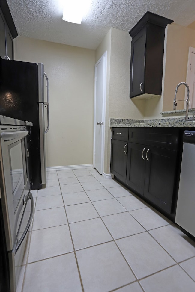 2125 Augusta Dr unit 10, Houston, TX 77057 - photo 7
