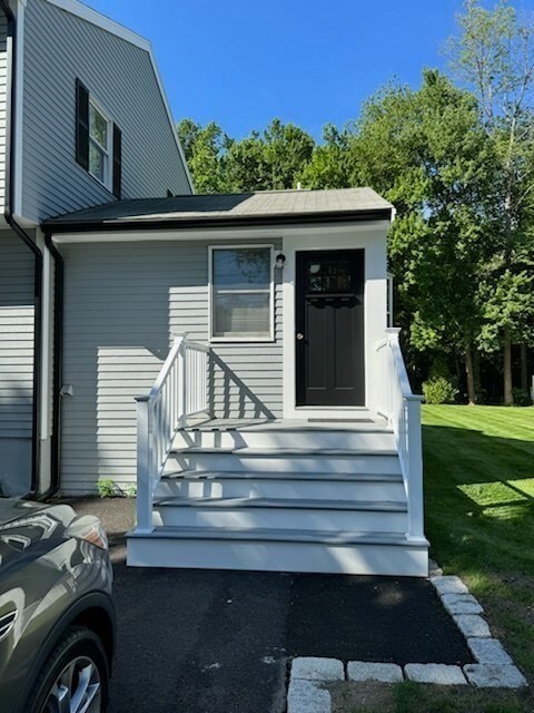 2 Lucy Rd unit 2A, Burlington, MA 01803 - photo 3