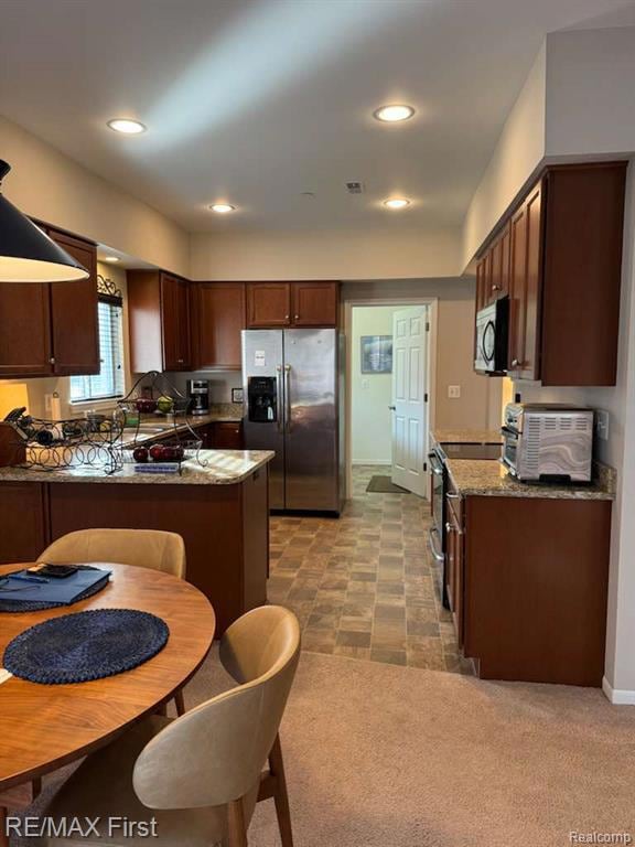 14349 Shadywood Dr, Sterling Heights, MI 48312 - photo 2